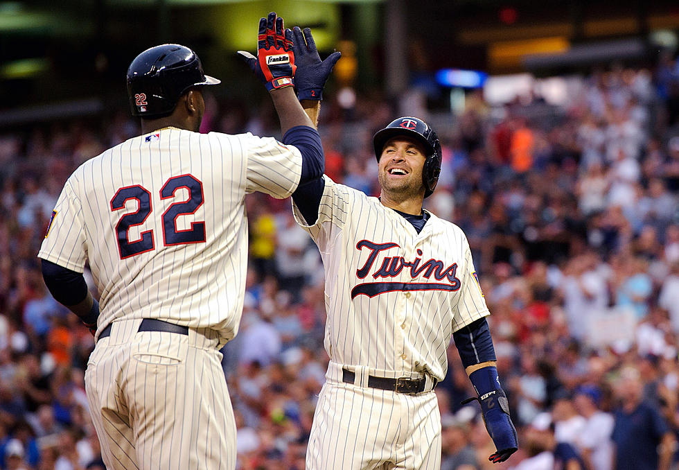 Hicks, Sano Lead Twins In Rout Over Rangers, 11-1