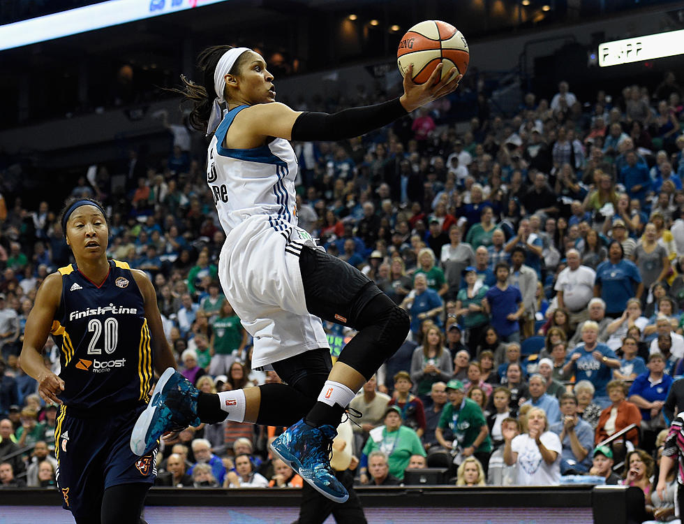 Lynx Even Series With Win 77-71