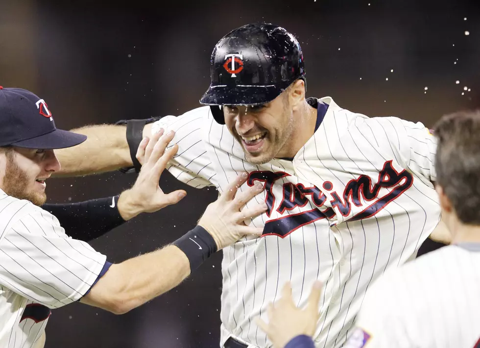 Twins Work Overtime For 2-1 Win Over Cleveland