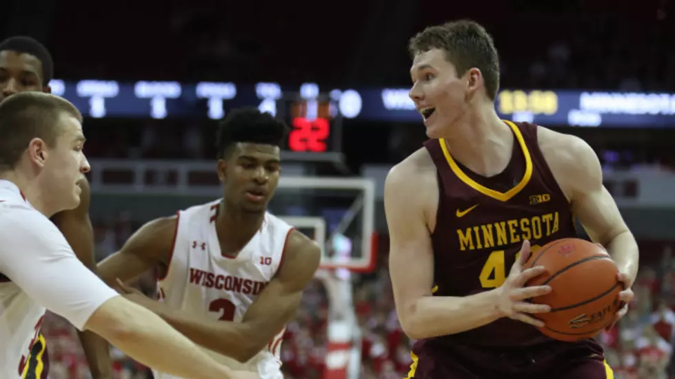 Badgers Beat Gophers; Hurt Sets Career Highs in Points, Minutes