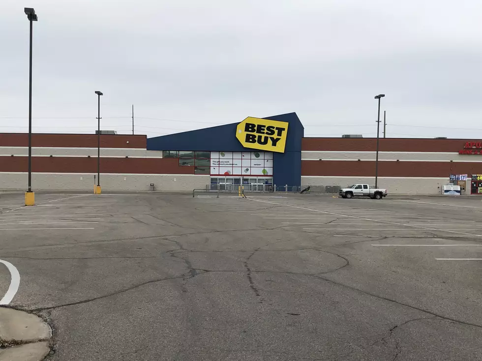Window Shattered During Burglary at Rochester Best Buy Store 