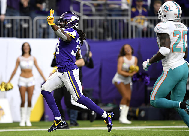 Vikings Dominate Dolphins 41-17