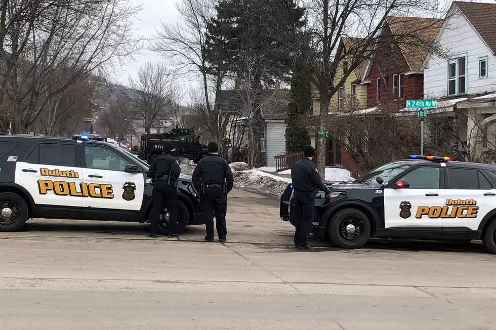 Duluth Police in Stand Off With Suspect Who Shot a Police Dog