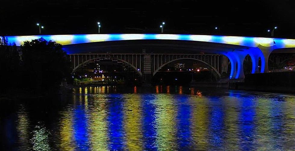 MnDOT Lights Up I-35 Bridge For Ukraine