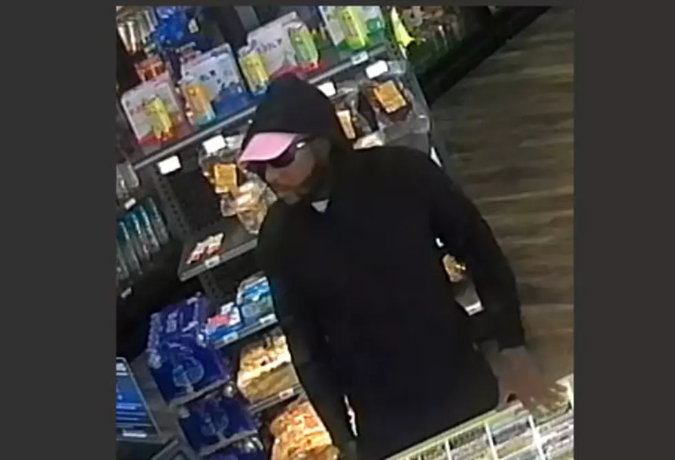 Man Armed With Box Cutter Robs Rochester Convenience Store