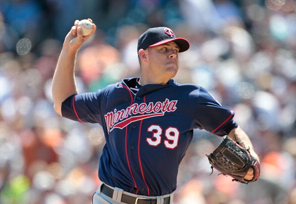 Twins Beat Tigers 4-3 to Complete Sweep