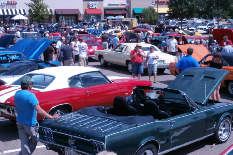 Car Enthusiast&#8217;s Are Ready to Make a Deal [PHOTOS]
