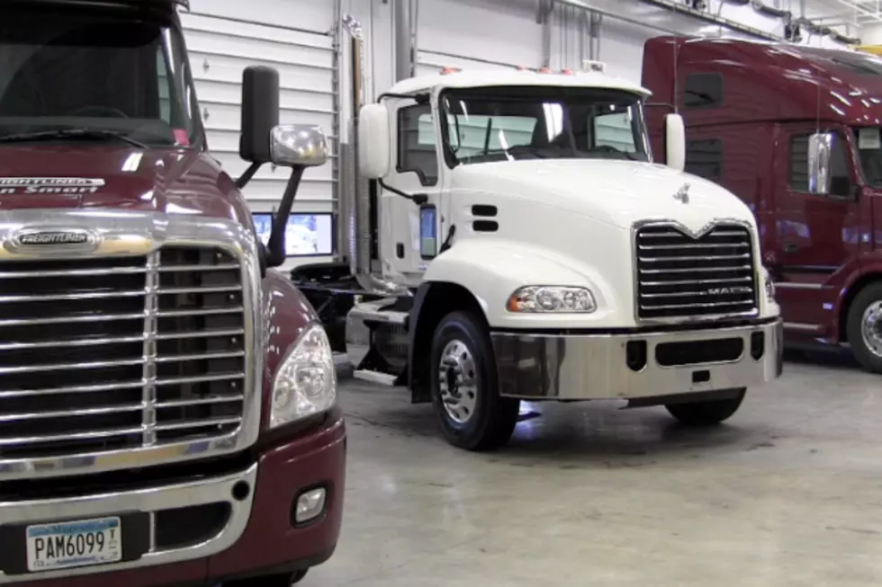 Auto Body, Truck Programs Open New Facility at SCTCC [VIDEO]