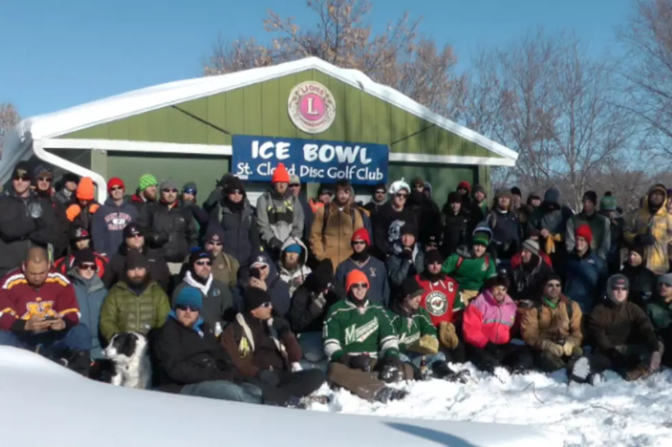 Disc Golfers Play Through Six Inches of Snow For 22nd Annual Ice Bowl [VIDEO]