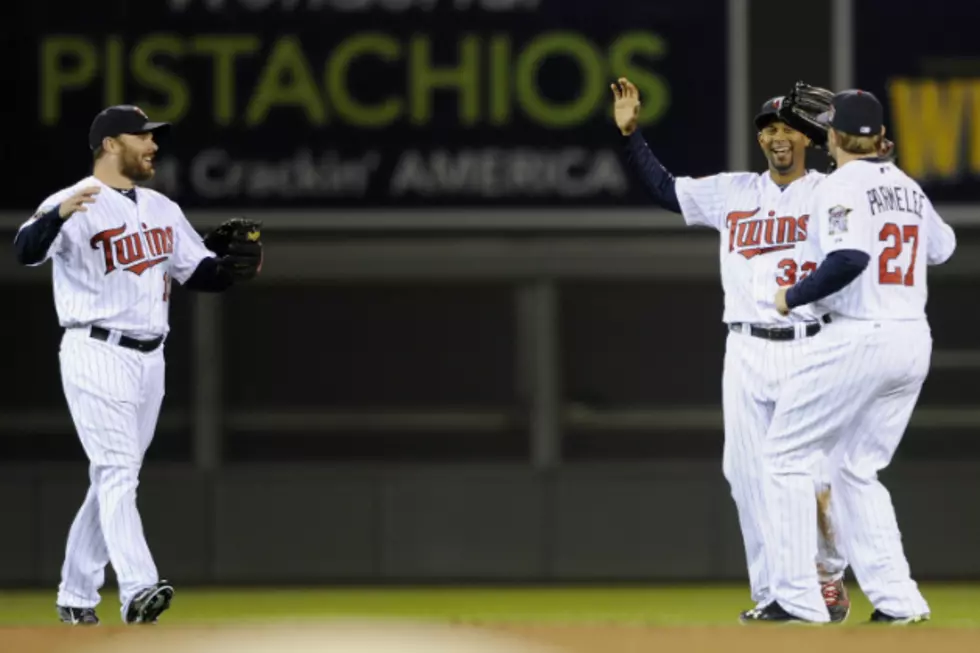Twins Return to .500 With 5-4 Win Over Mariners