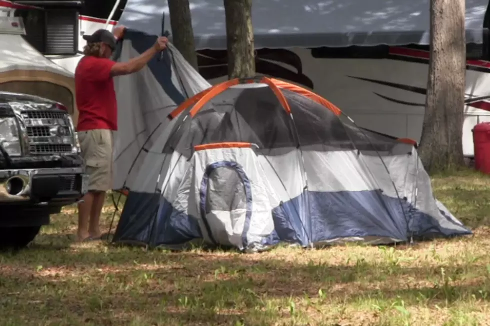 Campers Pile In Ready For a Weekend at Halfway Jam [VIDEO]
