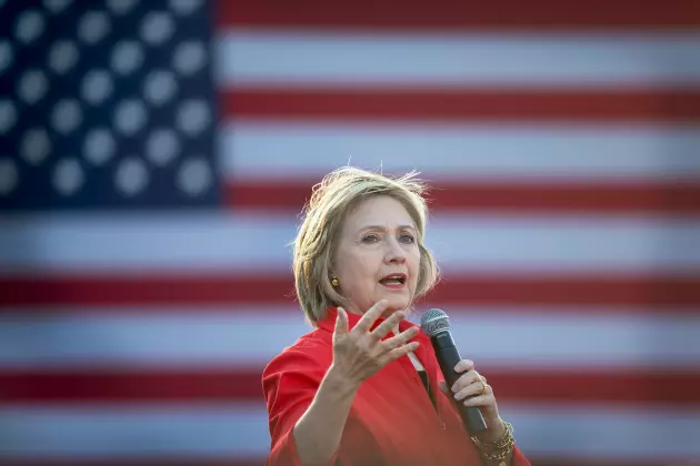 Clinton Plans Minnesota Trip Before Year&#8217;s End