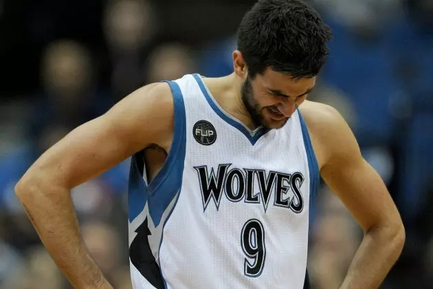 Wolves Can&#8217;t Close Out Against Spurs, Fall 101-95