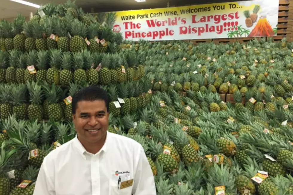 Cash Wise Constructs World’s Largest Pineapple Display [VIDEO]