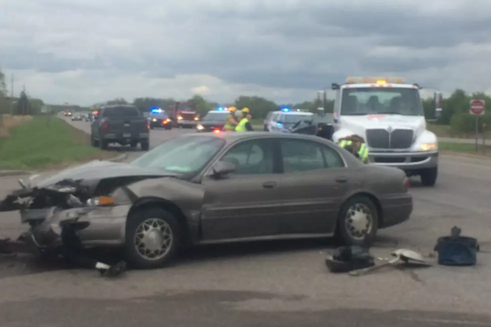 Sheriff: Car Hit Four Vehicles Stopped at Intersection, 2 Taken to Hospital