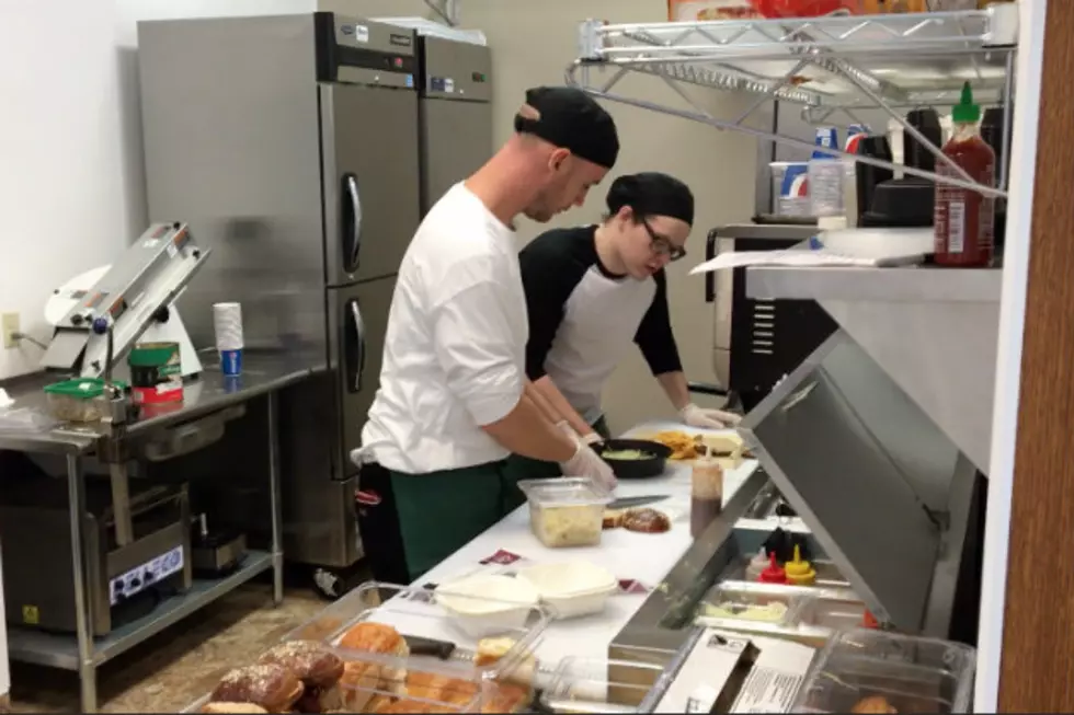 Orders Up at World Burger Company In Waite Park [VIDEO]