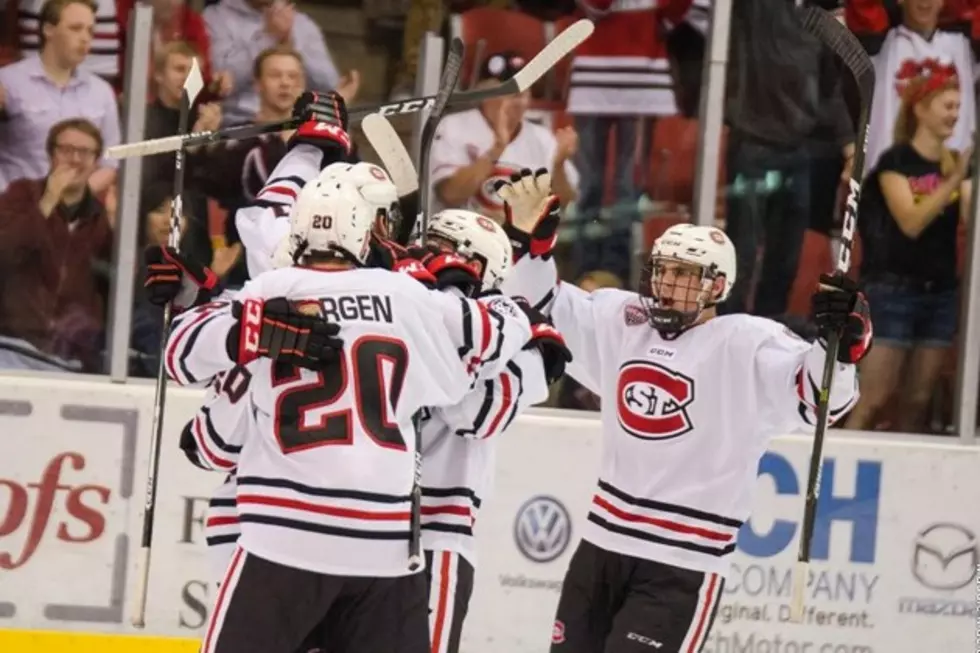 SCSU Men’s Hockey Snaps Two-Game Losing Streak With 2-1 Victory Over Duluth