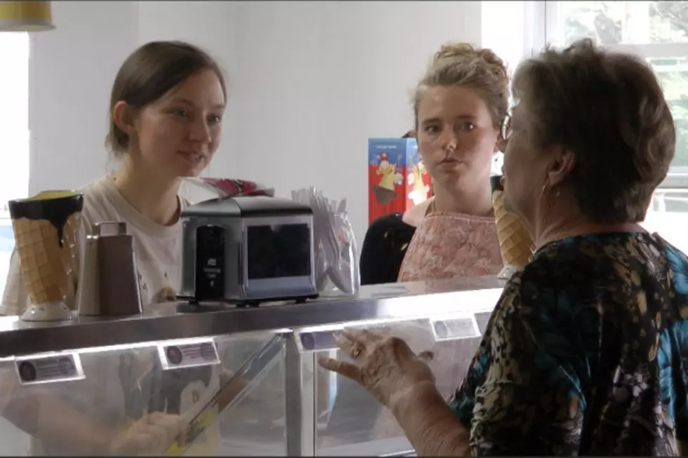 Home Town Spotlight: New Freeport Business Scoops Up Sweet Treat To Community [VIDEO]