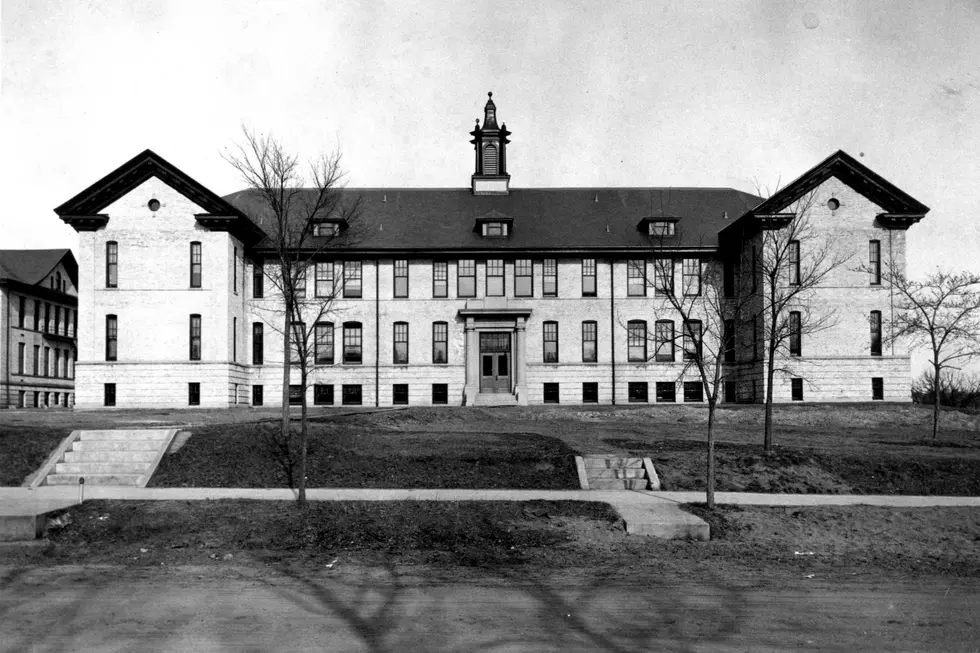 SCSU Archivist Shares Ghost Stories of Campus