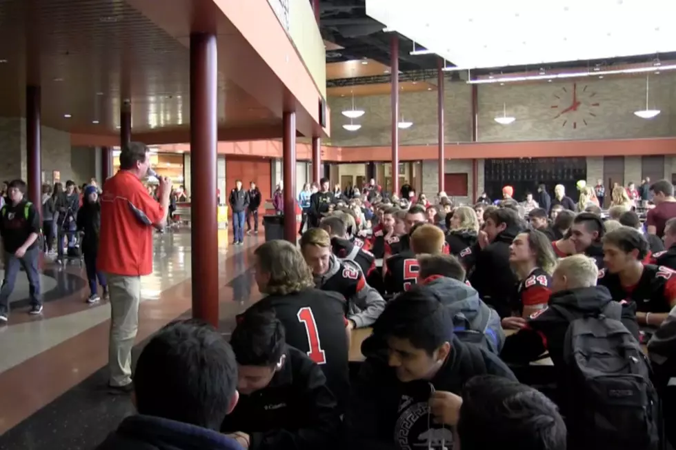 ROCORI Students, Staff Wish Football Team Luck In Playoffs [VIDEO]