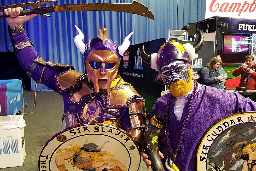Vikings ‘Super Fans’ Take In The Super Bowl Experience