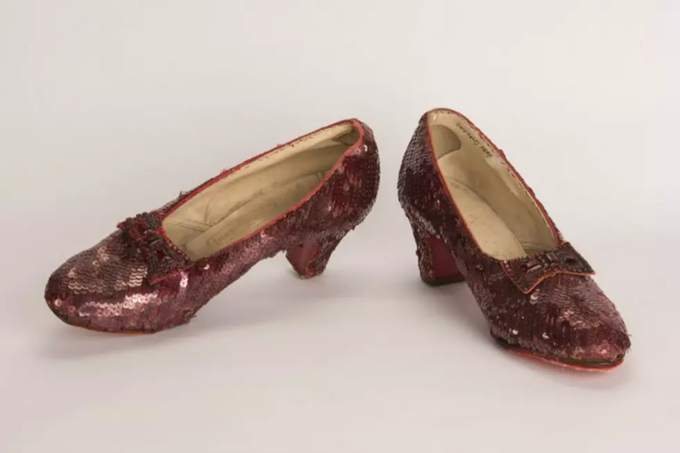 MN House Bill Introduced to Buy Dorothy’s Ruby Slippers