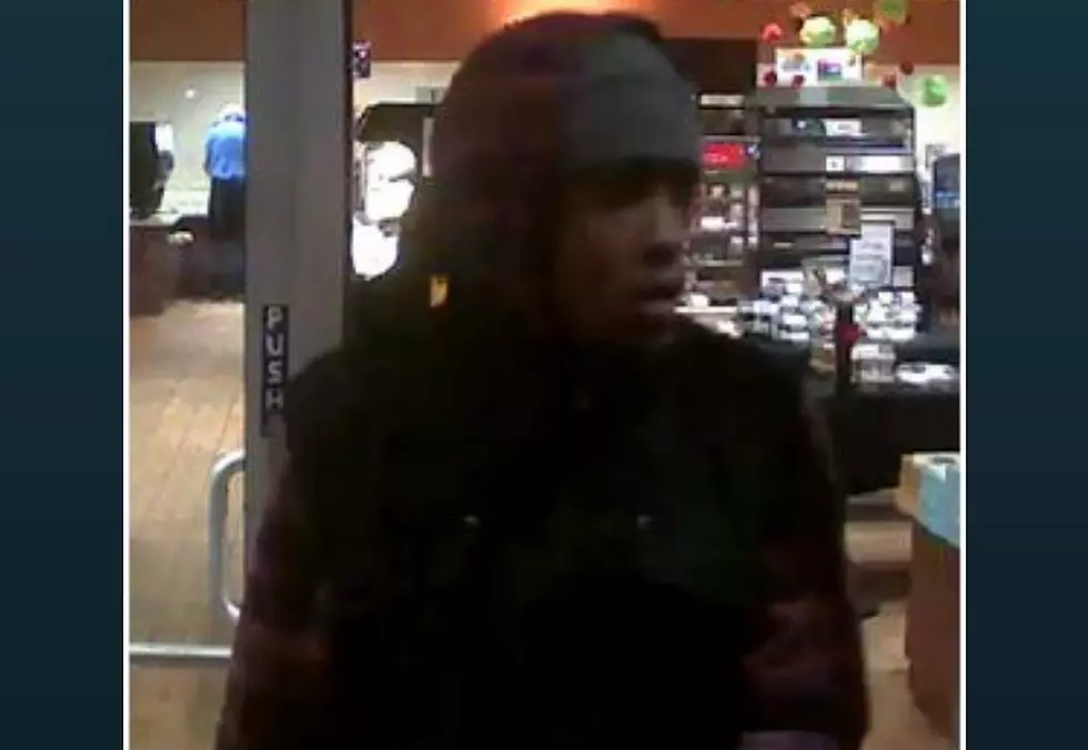 East St. Cloud Kwik Trip Robbed, Suspect at Large [VIDEO]
