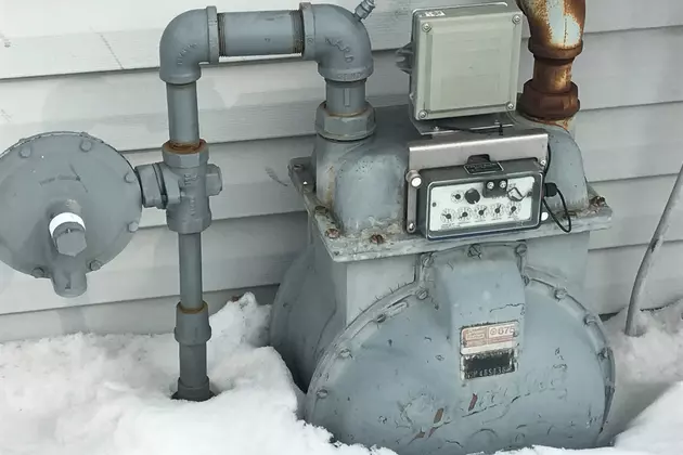 Xcel Energy Reminds Homeowners to Keep Meters Clear of Snow/Ice