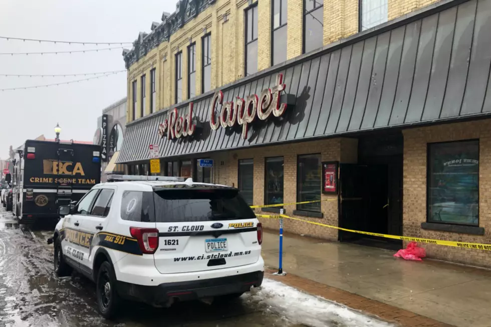 Man Aged 29 Dead After Stabbing At The Red Carpet In St. Cloud