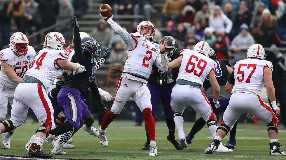 Johnnies Edged Out in NCAA Semifinals