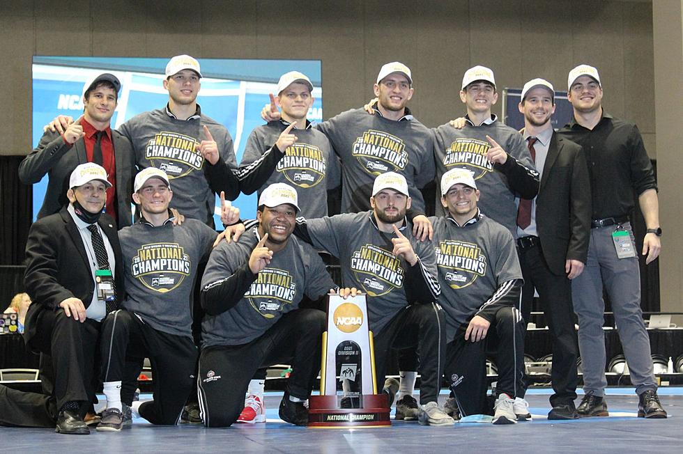 SCSU Wrestlers Win 5th National Title in Past 6 Tournaments