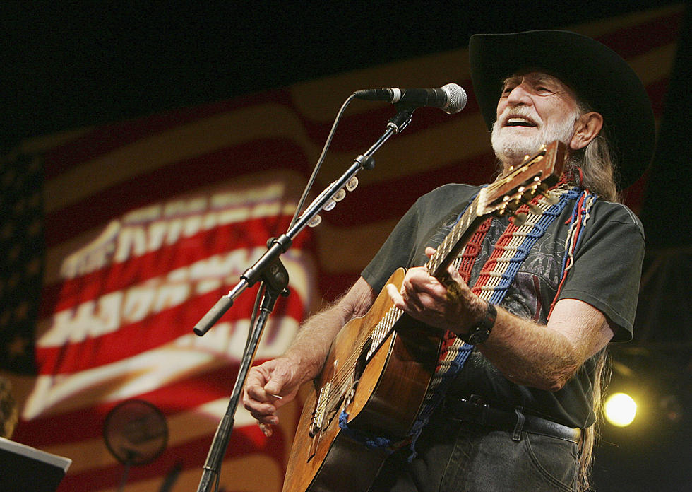 Willie Nelson Played at the Ledge on Friday Night