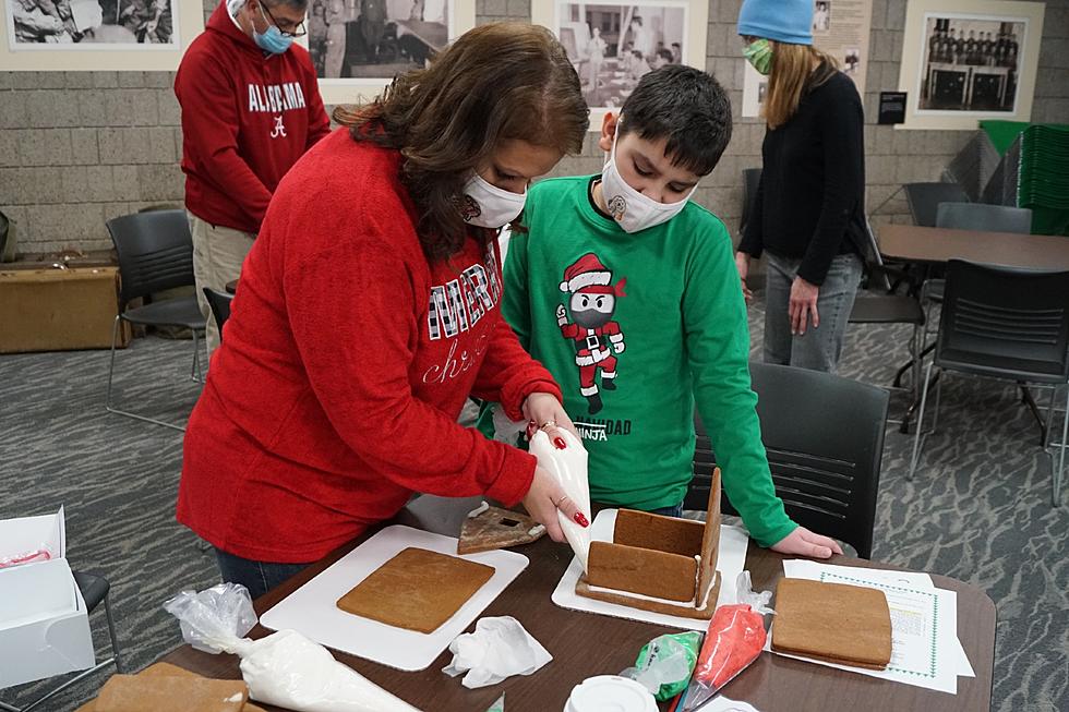 Kids Learn About Architecture at Gingerbread Class in St. Cloud [PHOTOS]
