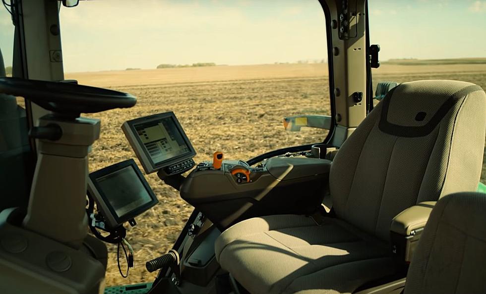 John Deere Introduces First Autonomous Tractor