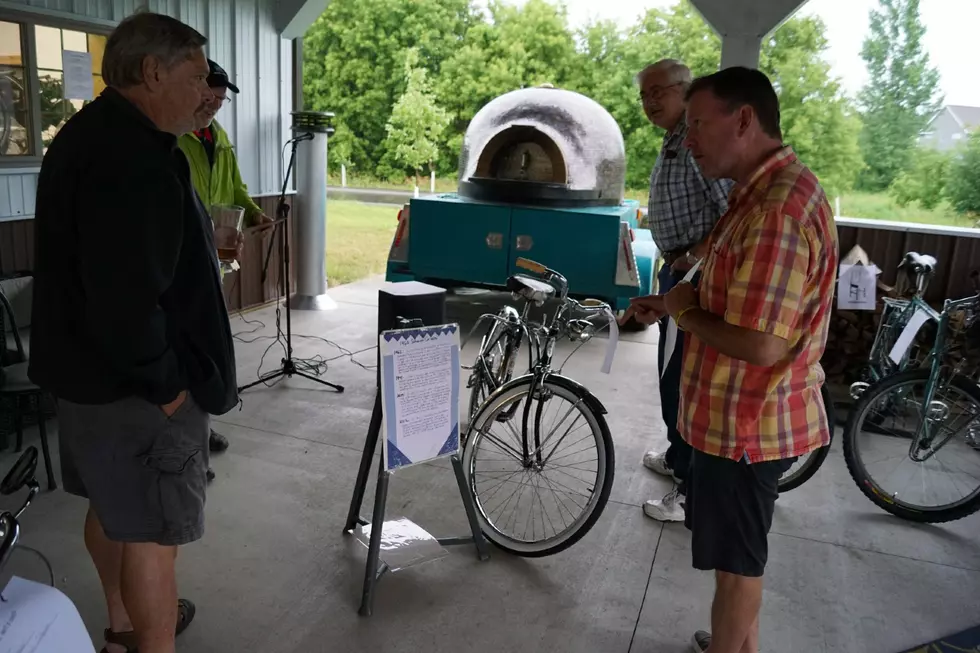 Vintage Bicycles Celebrated at Show in Holdingford [PHOTOS]