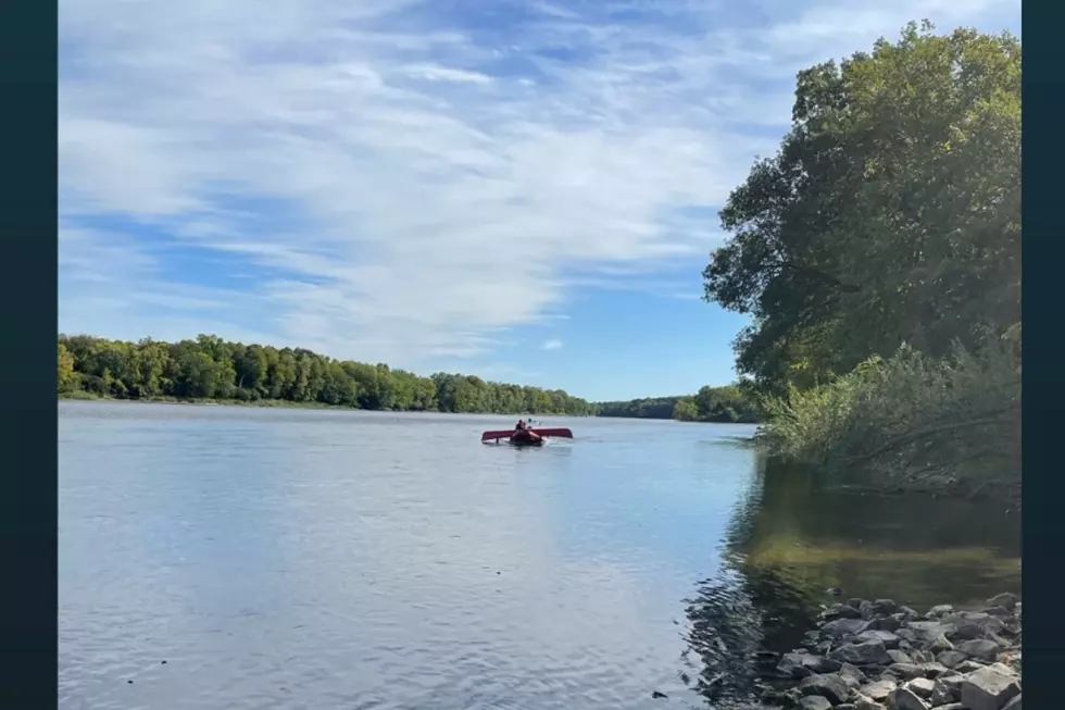 Three People Rescued From Mississippi River After Capsizing Canoe