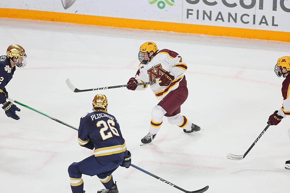 Gophers’ Hockey Falls To Notre Dame