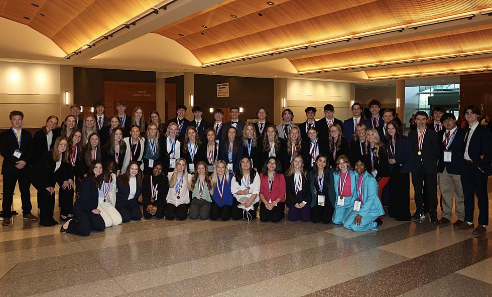Sauk Rapids-Rice Has Strong Showing At State DECA Conference