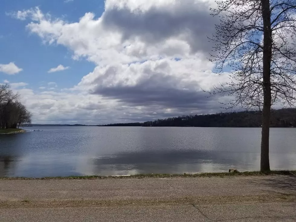 Who Has More Lakes; Minnesota or Wisconsin?