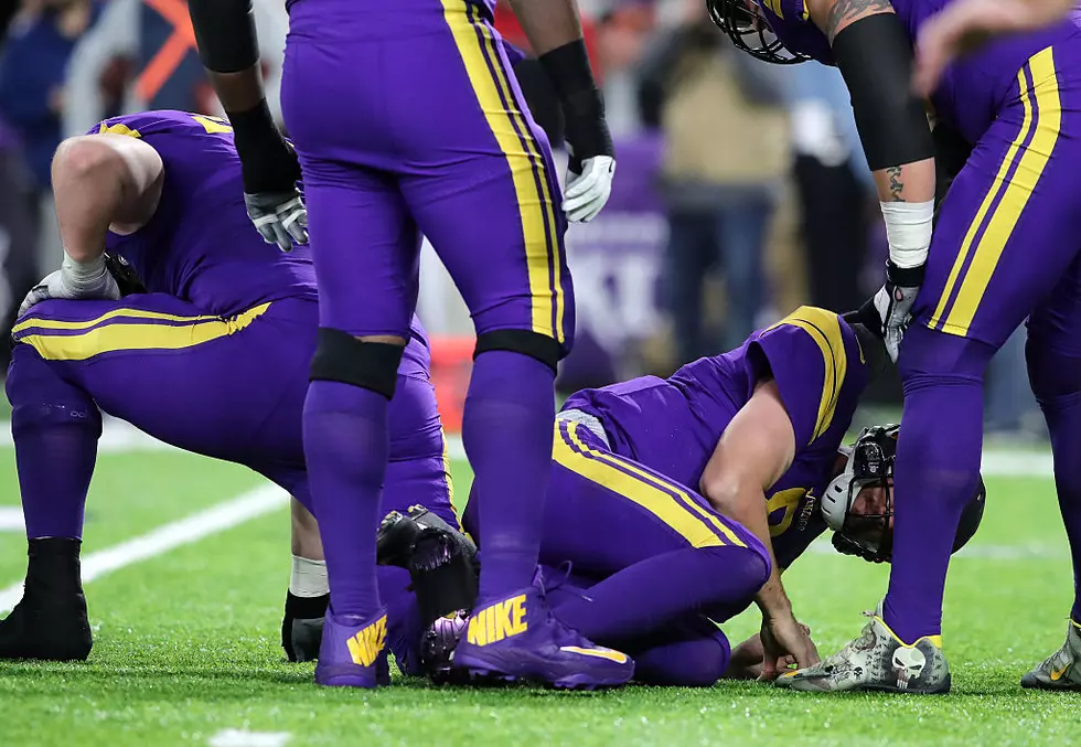 3 Outrageous Ideas to Help the Vikings Offensive Line