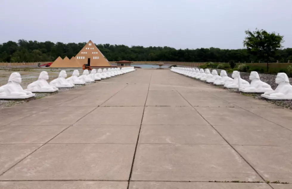 Illinois’ Gold Pyramid House in Wadsworth Burns