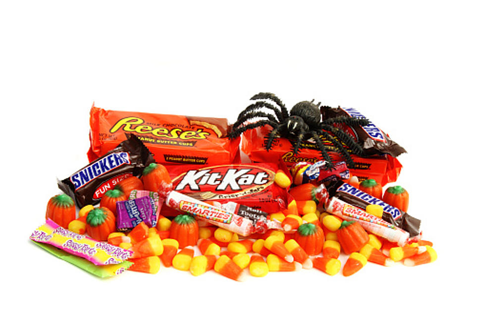 Which One is Illinois' Favorite Halloween Candy?