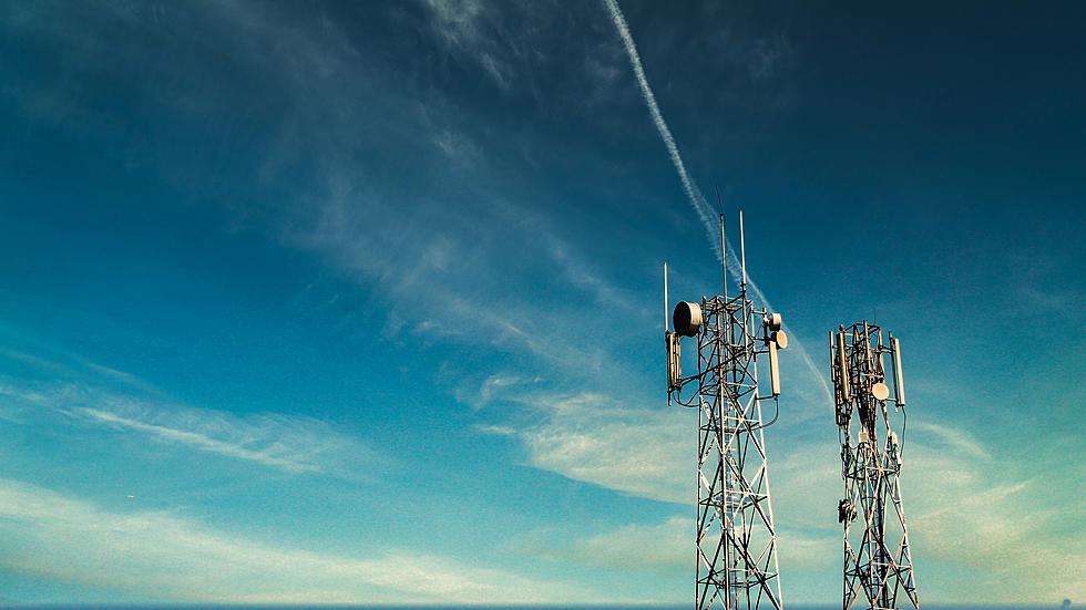 Illinois Pilot Explains Why Gov’t Asked AT&T And Verizon To Not Activate 5G Towers