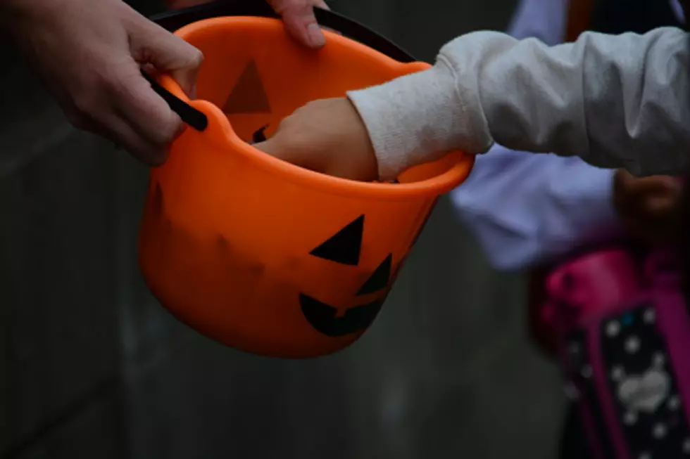 Does Illinois Have A Maximum Age Limit For Trick-Or-Treaters?