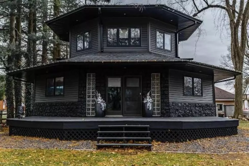 Spend A Spooky Vacation At The Octogon Goth House In Lincoln, Ill