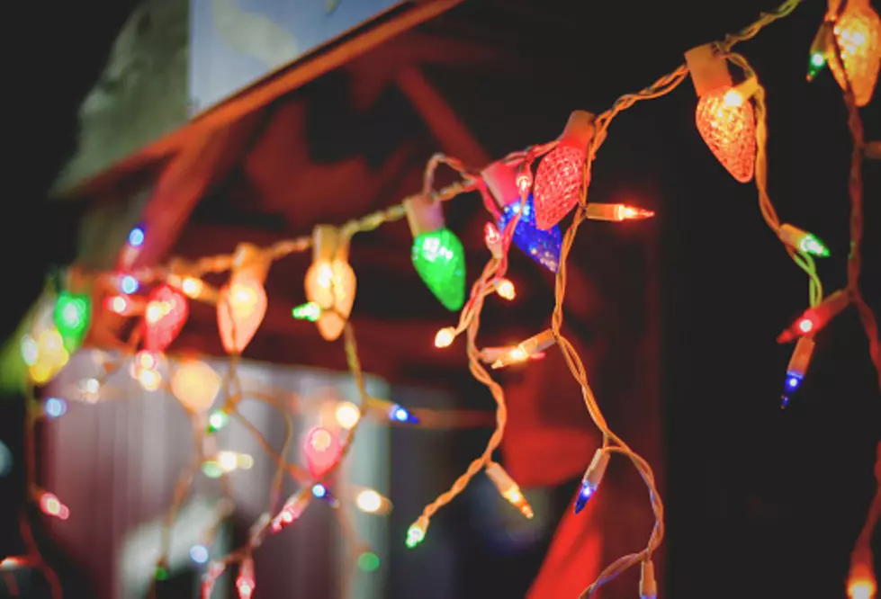 Here&#8217;s How Christmas Lights Affect Your Illinois Power Bill