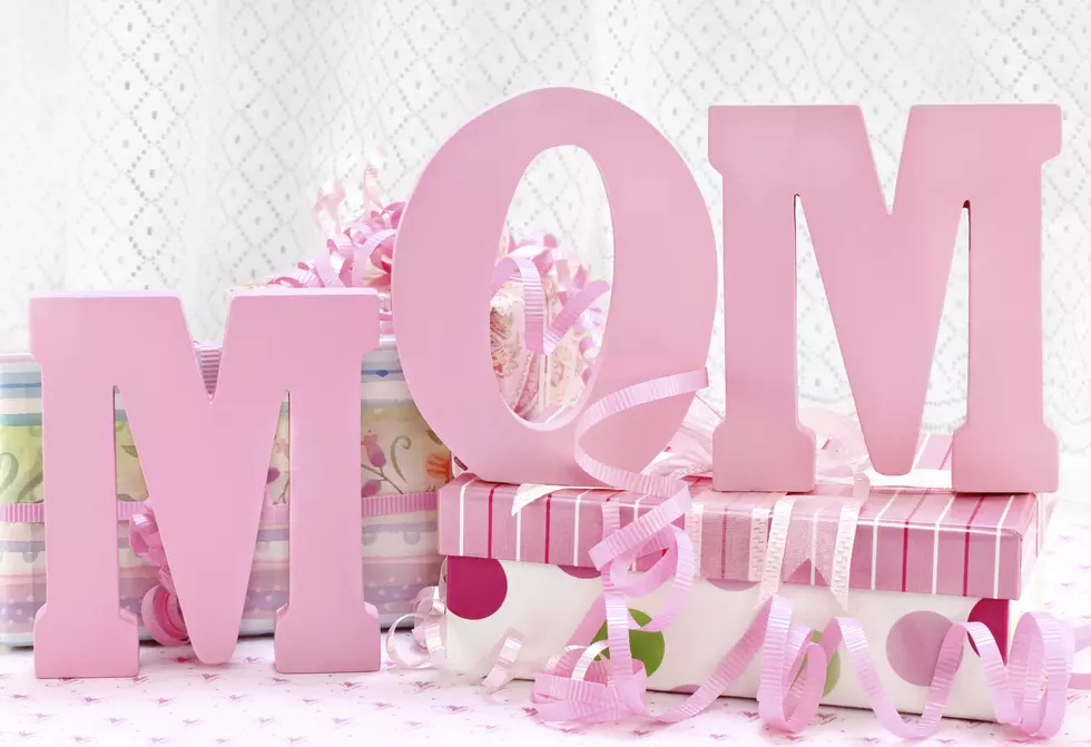 Share Mom’s Advice And Win Her Prizes From KOEL!
