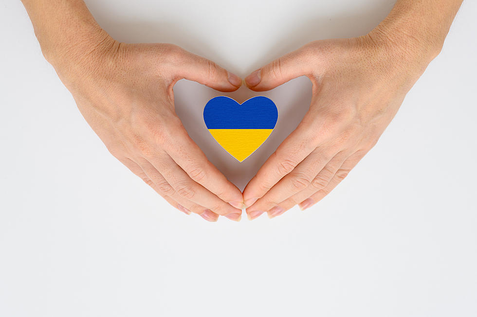 Iowans Support Ukraine With The Symbol Of The Resistance