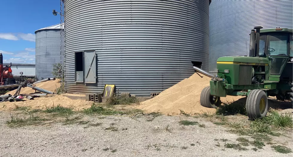 Iowa Man Rescued From Grain Bin [Photos]