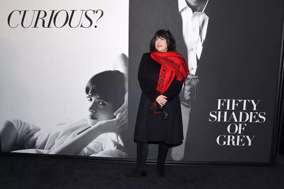 Twitter Q&#038;A With &#8217;50 Shades of Grey&#8217; Author Goes Bad